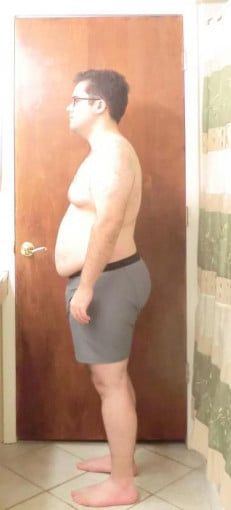 A picture of a 5'8" male showing a snapshot of 226 pounds at a height of 5'8