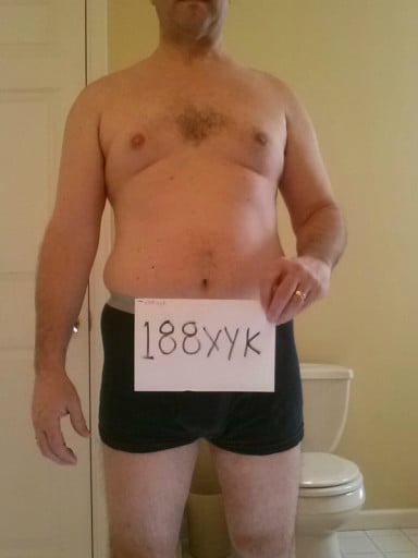 A picture of a 5'9" male showing a snapshot of 180 pounds at a height of 5'9