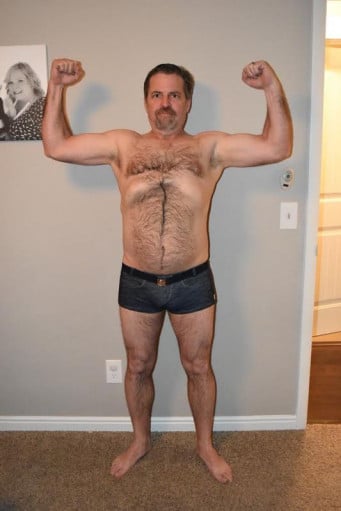 A picture of a 5'10" male showing a weight loss from 280 pounds to 199 pounds. A net loss of 81 pounds.