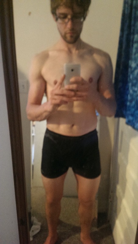 14 Photos of a 126 lbs 6'2 Male Fitness Inspo
