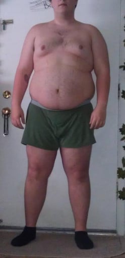 A progress pic of a 6'0" man showing a snapshot of 295 pounds at a height of 6'0