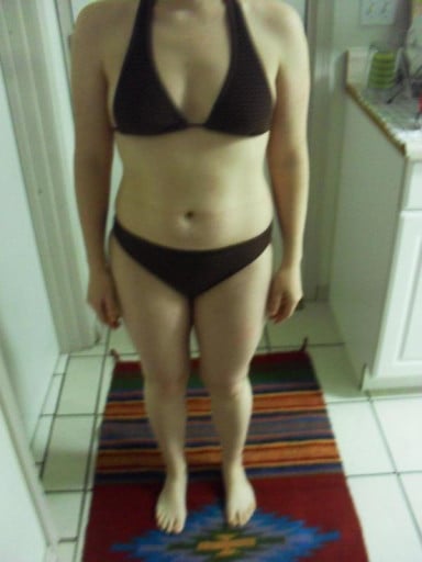 A photo of a 5'0" woman showing a snapshot of 127 pounds at a height of 5'0