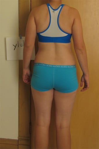 A before and after photo of a 5'6" female showing a snapshot of 152 pounds at a height of 5'6