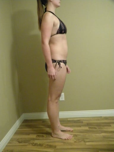 A picture of a 5'10" female showing a snapshot of 162 pounds at a height of 5'10