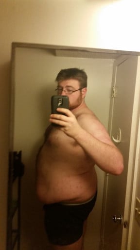 A photo of a 6'6" man showing a fat loss from 362 pounds to 341 pounds. A respectable loss of 21 pounds.