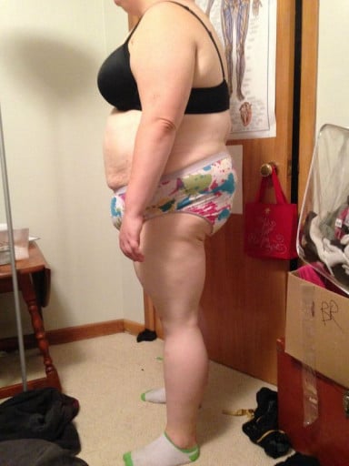 A before and after photo of a 5'5" female showing a snapshot of 263 pounds at a height of 5'5