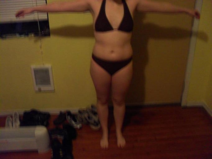 A photo of a 5'0" woman showing a snapshot of 127 pounds at a height of 5'0