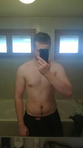 A picture of a 6'1" male showing a snapshot of 192 pounds at a height of 6'1