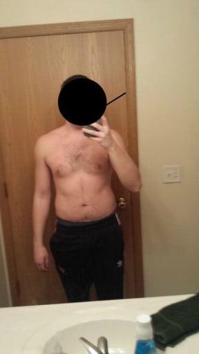 A picture of a 5'10" male showing a weight bulk from 180 pounds to 194 pounds. A net gain of 14 pounds.