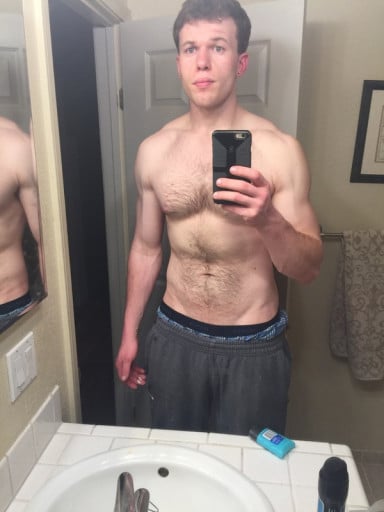 1 Photo of a 6'5 225 lbs Male Weight Snapshot