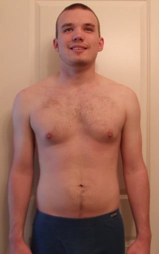 A photo of a 6'0" man showing a snapshot of 198 pounds at a height of 6'0
