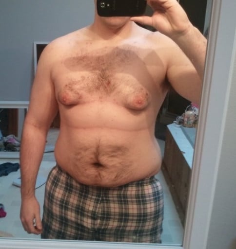 A progress pic of a 5'10" man showing a weight loss from 250 pounds to 180 pounds. A respectable loss of 70 pounds.