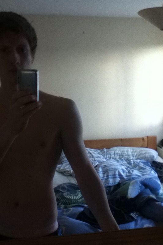 Progress Pics of 31 lbs Weight Gain 6 foot 1 Male 139 lbs to 170 lbs
