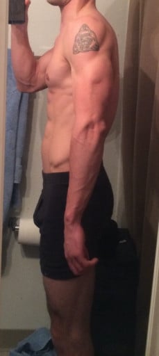 A picture of a 6'0" male showing a snapshot of 165 pounds at a height of 6'0