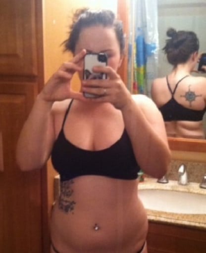 A progress pic of a 5'3" woman showing a weight loss from 170 pounds to 140 pounds. A total loss of 30 pounds.