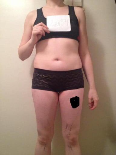 A before and after photo of a 5'4" female showing a snapshot of 137 pounds at a height of 5'4