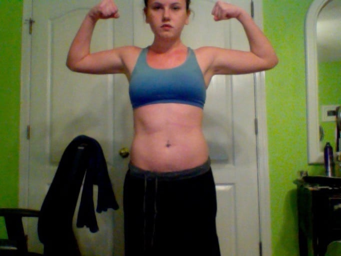 A picture of a 5'3" female showing a weight cut from 153 pounds to 125 pounds. A total loss of 28 pounds.