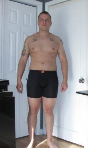 A photo of a 6'0" man showing a snapshot of 223 pounds at a height of 6'0
