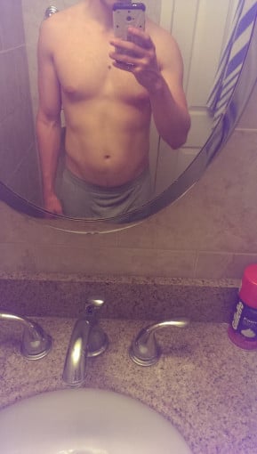 2 Pics of a 5 foot 7 153 lbs Male Fitness Inspo