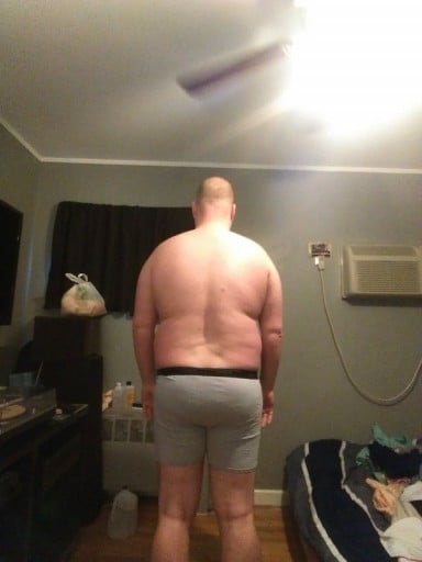 A before and after photo of a 6'2" male showing a snapshot of 295 pounds at a height of 6'2