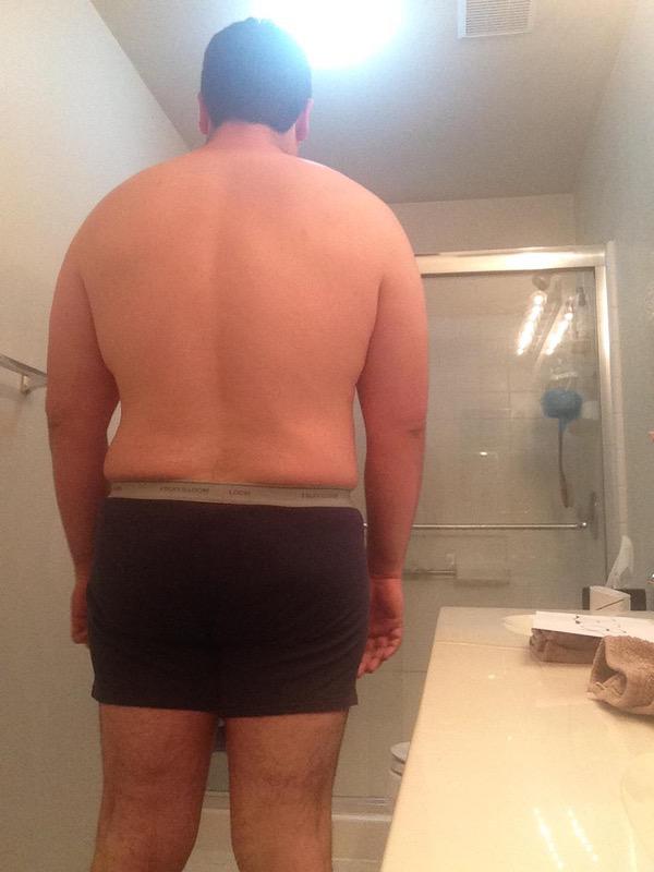 3 Pics of a 260 lbs 6 foot 10 Male Fitness Inspo
