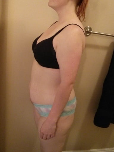 A picture of a 5'5" female showing a snapshot of 187 pounds at a height of 5'5