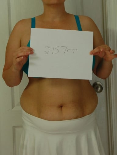 A picture of a 5'3" female showing a snapshot of 171 pounds at a height of 5'3