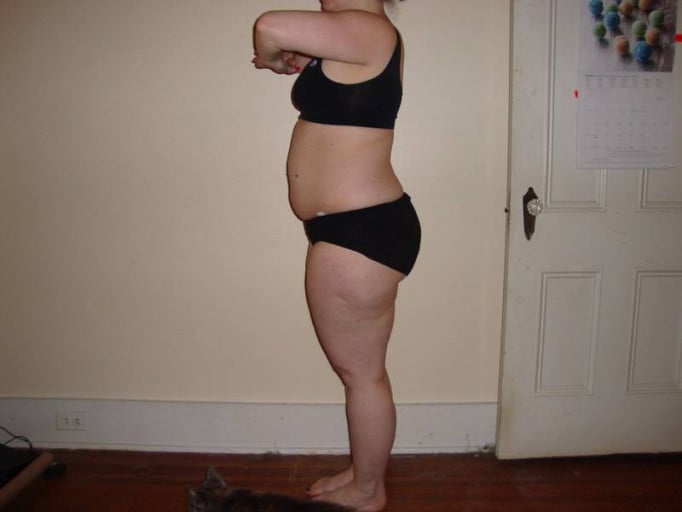 A photo of a 5'4" woman showing a snapshot of 190 pounds at a height of 5'4