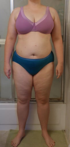 A picture of a 5'3" female showing a snapshot of 182 pounds at a height of 5'3