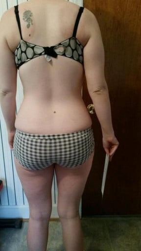 A progress pic of a 5'4" woman showing a snapshot of 137 pounds at a height of 5'4