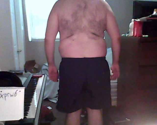 4 Pictures of a 6'4 320 lbs Male Weight Snapshot