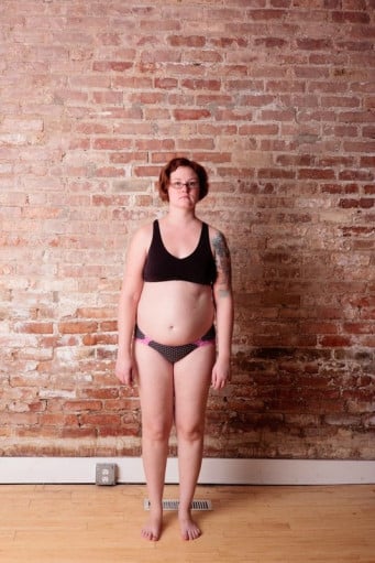 Week 2 Progress Pic: 31 Year Old Woman Down 8 Pounds