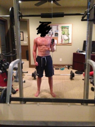 A before and after photo of a 5'7" male showing a weight bulk from 125 pounds to 160 pounds. A net gain of 35 pounds.