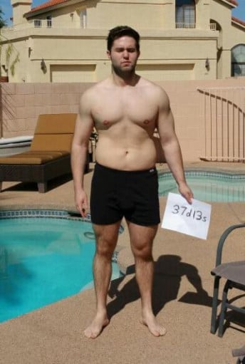 A picture of a 5'11" male showing a snapshot of 218 pounds at a height of 5'11