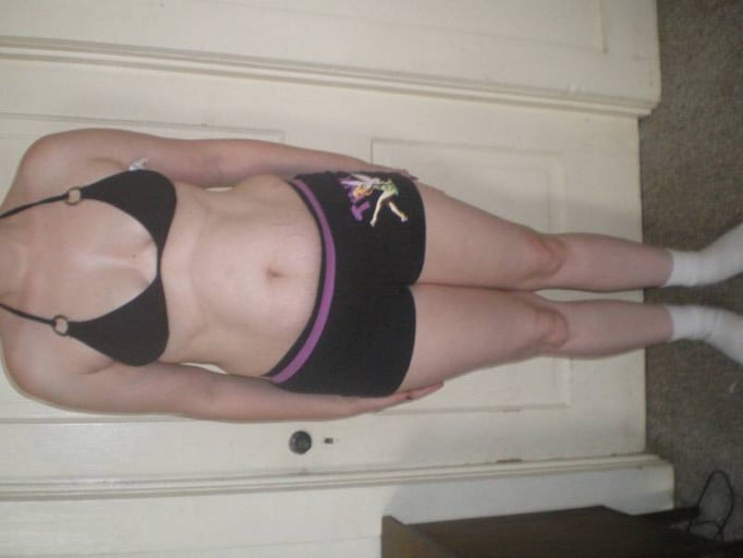 A picture of a 5'5" female showing a snapshot of 148 pounds at a height of 5'5