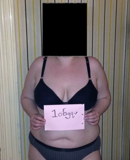 A photo of a 5'6" woman showing a snapshot of 222 pounds at a height of 5'6
