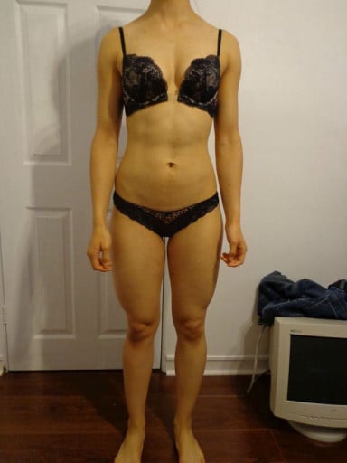 A before and after photo of a 5'6" female showing a snapshot of 132 pounds at a height of 5'6