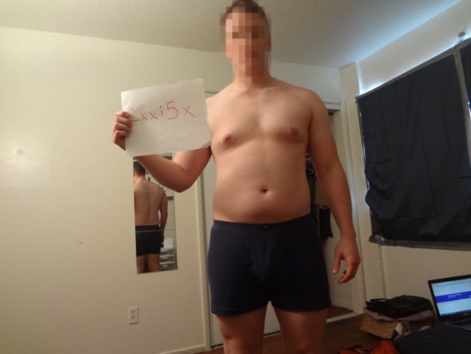 A photo of a 5'10" man showing a snapshot of 212 pounds at a height of 5'10