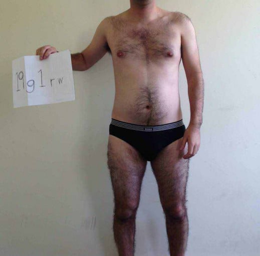 A photo of a 5'6" man showing a snapshot of 147 pounds at a height of 5'6