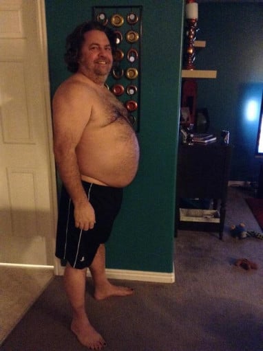 A photo of a 5'10" man showing a weight loss from 280 pounds to 190 pounds. A total loss of 90 pounds.