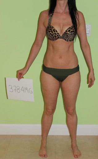 A picture of a 5'7" female showing a snapshot of 120 pounds at a height of 5'7