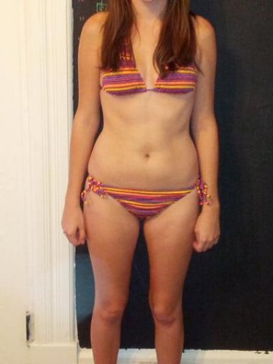A picture of a 5'8" female showing a snapshot of 126 pounds at a height of 5'8