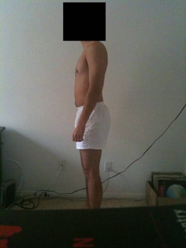 A photo of a 6'1" man showing a snapshot of 184 pounds at a height of 6'1