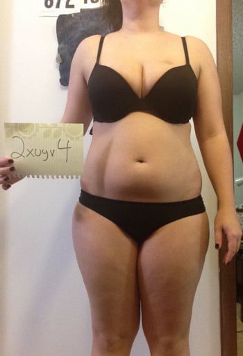 A photo of a 5'5" woman showing a snapshot of 179 pounds at a height of 5'5