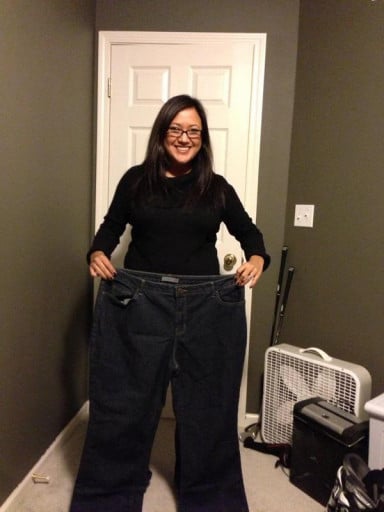 A photo of a 5'6" woman showing a weight loss from 250 pounds to 149 pounds. A total loss of 101 pounds.
