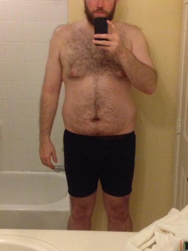 4 Pictures of a 258 lbs 6'4 Male Weight Snapshot