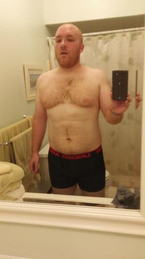 A progress pic of a 5'11" man showing a weight cut from 235 pounds to 195 pounds. A total loss of 40 pounds.