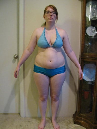 A picture of a 5'3" female showing a snapshot of 145 pounds at a height of 5'3