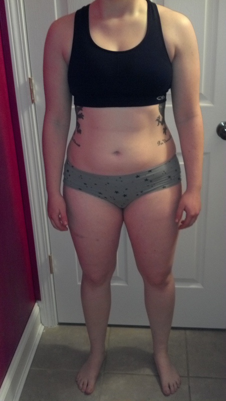 4 Pictures of a 148 lbs 5'4 Female Weight Snapshot