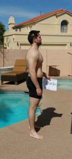 A picture of a 5'11" male showing a snapshot of 218 pounds at a height of 5'11
